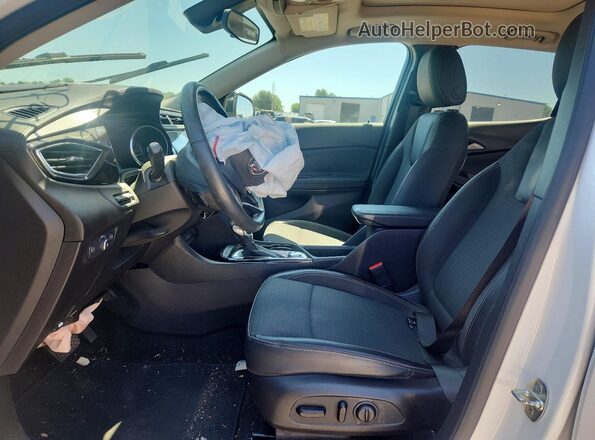 KL4MMDS27MB070837 2021 BUICK ENCORE Белый Вид салона спереди