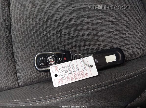 KL4MMDS28PB138518 2023 BUICK ENCORE Серый Вид панели приборов