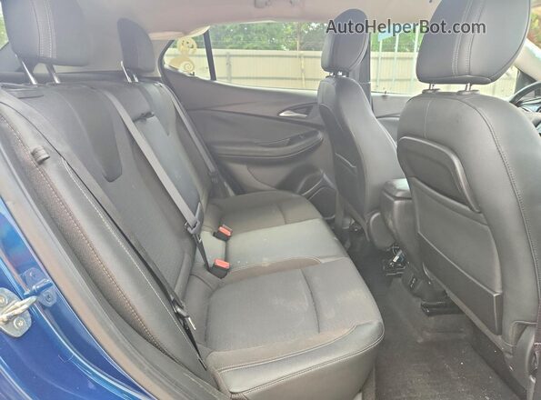 KL4MMDS29MB038729 2021 BUICK ENCORE Blue Widok wnętrza z tyłu