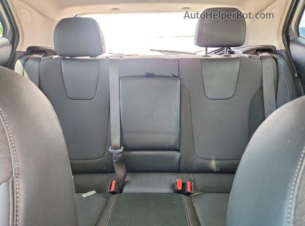 KL4MMDSL4MB078130 2021 BUICK ENCORE Red Вид задніх сидінь