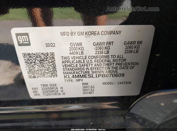 KL4MMESL1PB070609 2023 BUICK ENCORE Black Widok komory silnika