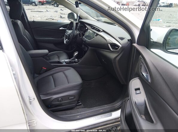 KL4MMFSL7NB096554 2022 BUICK ENCORE White Вид салону спереду