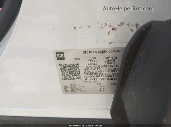 KL77LFE20RC018803 2024 CHEVROLET TRAX White Vista del compartimento del motor