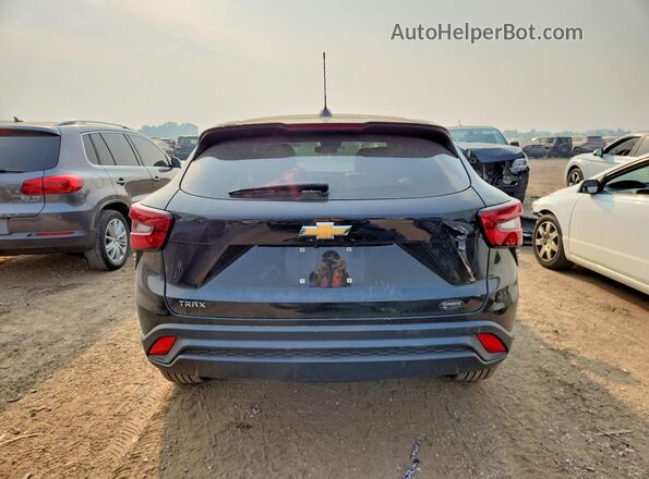 KL77LFE20RC057682 2024 CHEVROLET TRAX Black Հետևի տեսք