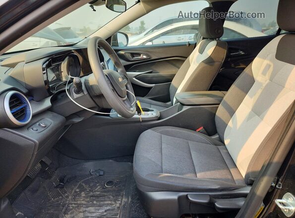 KL77LFE20RC057682 2024 CHEVROLET TRAX Black Սալոնի դիմացի տեսք