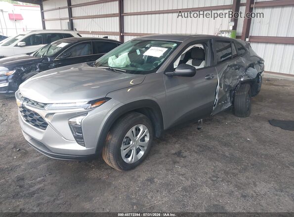 KL77LFE22RC156312 2024 CHEVROLET TRAX Gray Передня ліва чверть