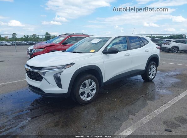 KL77LFE24RC177274 2024 CHEVROLET TRAX White Front left