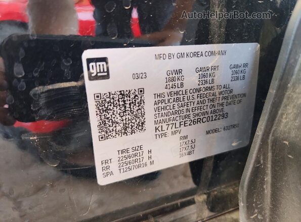 KL77LFE26RC012293 2024 CHEVROLET TRAX Black Widok naklejki z numerem VIN