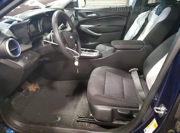 KL77LFE27RC075354 2024 CHEVROLET TRAX Blue Vista interior delantera