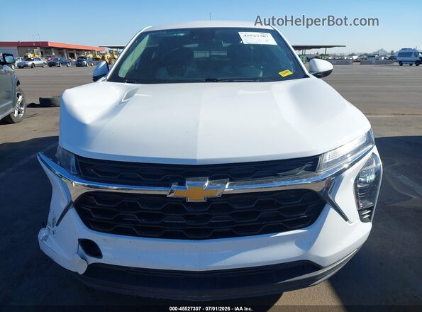 KL77LFE27RC135990 2024 CHEVROLET TRAX White Вид задньої частини салону