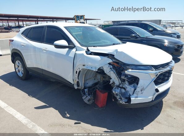 KL77LFE27RC135990 2024 CHEVROLET TRAX White Вид спереду