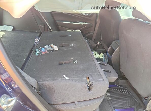 KL77LFE2XRC090012 2024 CHEVROLET TRAX Blue Vista de los asientos traseros