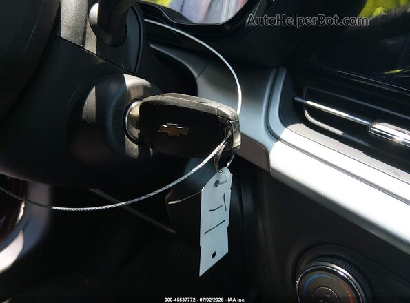 KL77LFEP1SC241756 2025 CHEVROLET TRAX Red Widok deski rozdzielczej