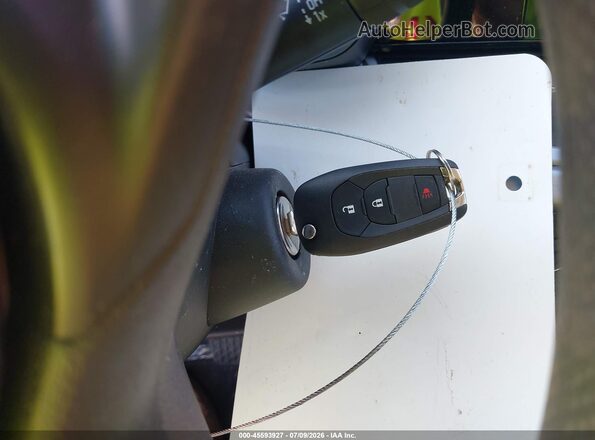 KL77LFEP1TC061503 2026 CHEVROLET TRAX Синий Вид панели приборов