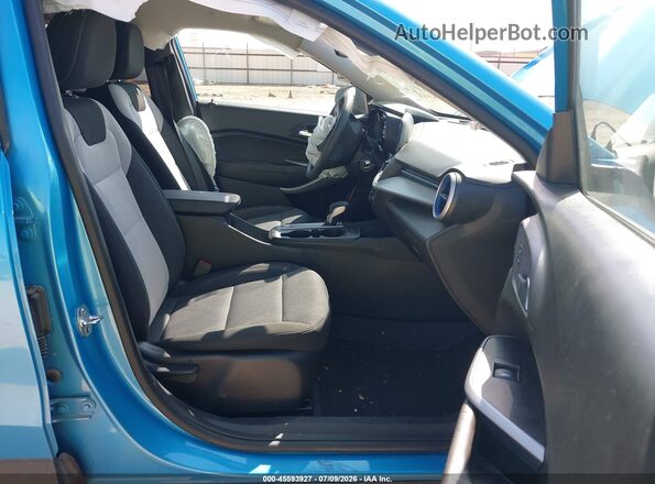 KL77LFEP1TC061503 2026 CHEVROLET TRAX Синий Вид салона спереди
