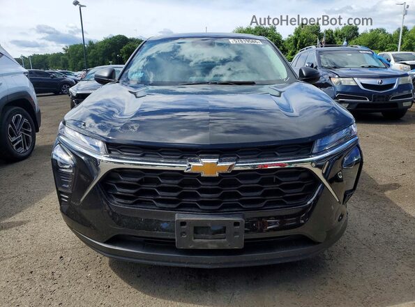 KL77LFEP2SC050427 2025 CHEVROLET TRAX Black Widok z przodu
