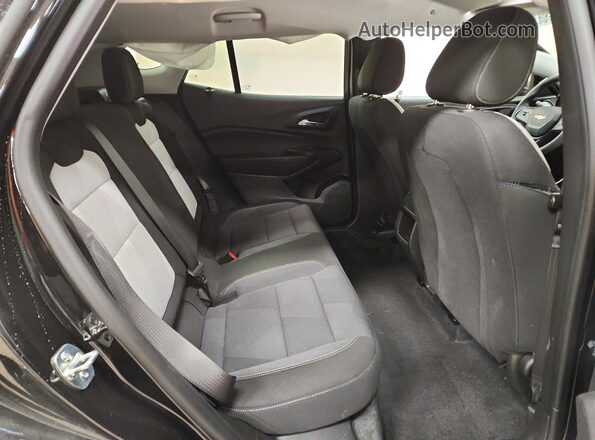 KL77LFEP2TC057329 2026 CHEVROLET TRAX Black Vista interior trasera