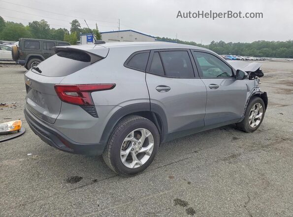 KL77LFEP3SC048556 2025 CHEVROLET TRAX Silver Задня права чверть