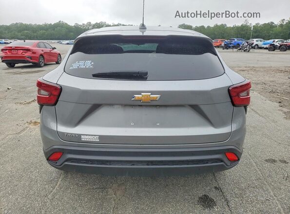 KL77LFEP3SC048556 2025 CHEVROLET TRAX Silver Вид ззаду