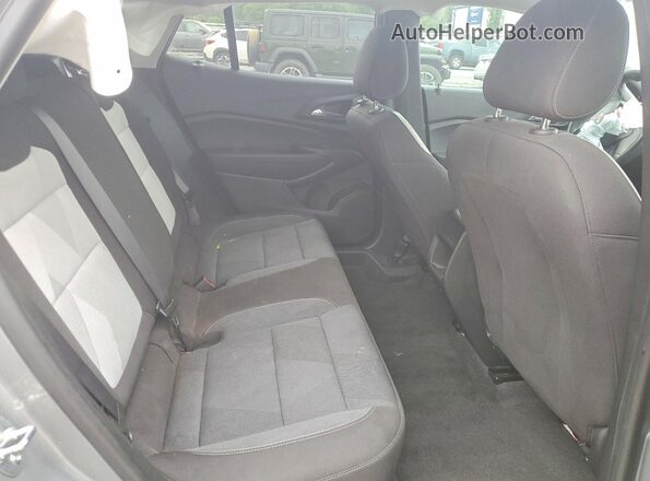 KL77LFEP3SC048556 2025 CHEVROLET TRAX Silver Вид задньої частини салону