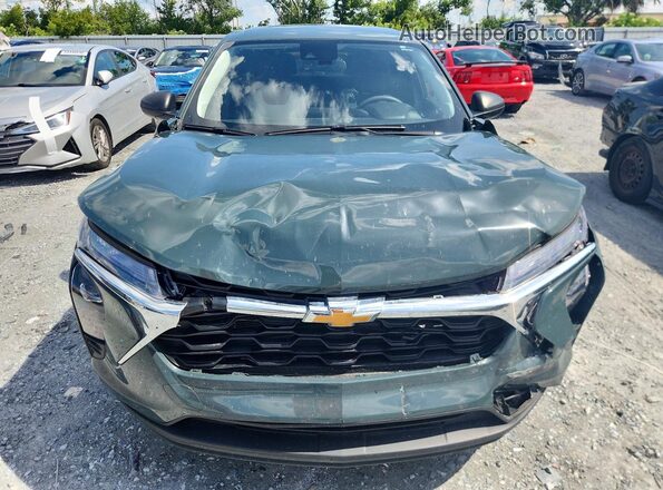 KL77LFEP3SC118976 2025 CHEVROLET TRAX Зеленый Вид спереди