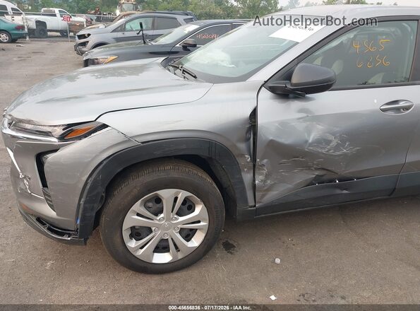 KL77LFEP3SC270904 2025 CHEVROLET TRAX Gray წინა ხედი