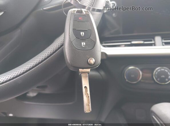 KL77LFEP3SC270904 2025 CHEVROLET TRAX Gray წინა პანელის ხედი