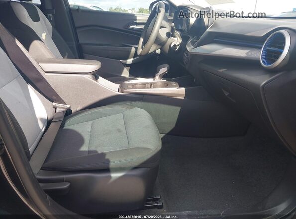 KL77LFEP3TC000900 2026 CHEVROLET TRAX Black Սալոնի դիմացի տեսք