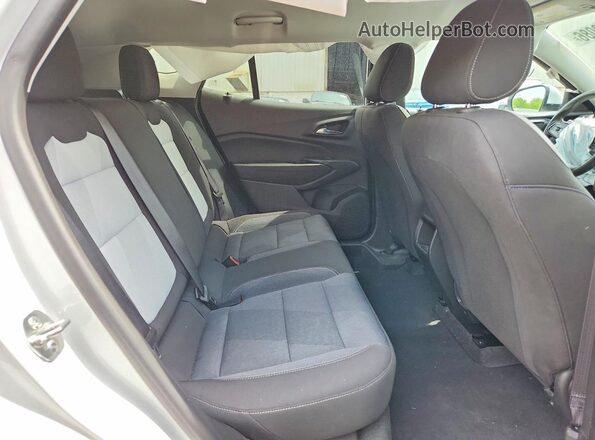 KL77LFEP4SC049697 2025 CHEVROLET TRAX White Вид задніх сидінь