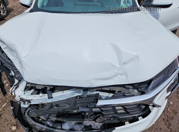 KL77LFEP4SC049697 2025 CHEVROLET TRAX White Вид задньої частини салону