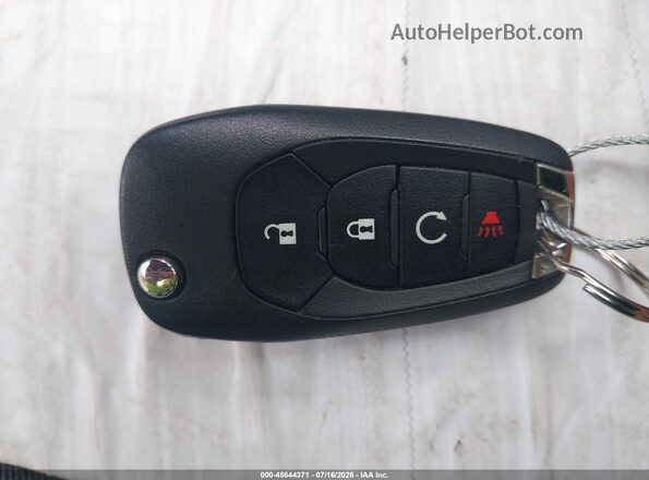 KL77LFEP8SC257694 2025 CHEVROLET TRAX Красный Вид панели приборов