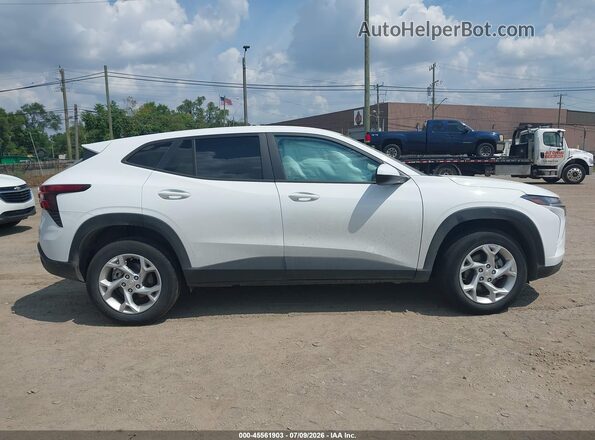 KL77LFEP8SC310877 2025 CHEVROLET TRAX White Вид задньої частини салону