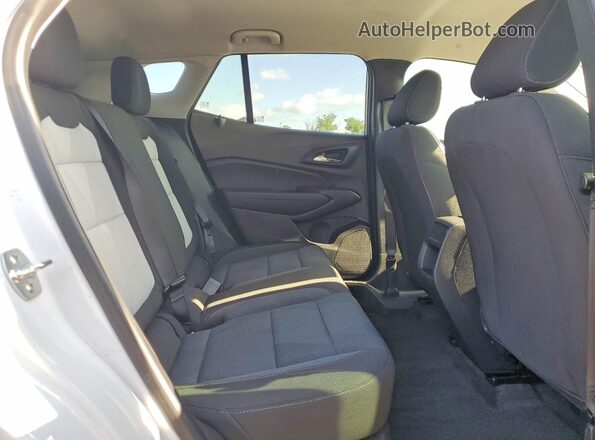 KL77LFEPXSC106744 2025 CHEVROLET TRAX White Vista interior trasera