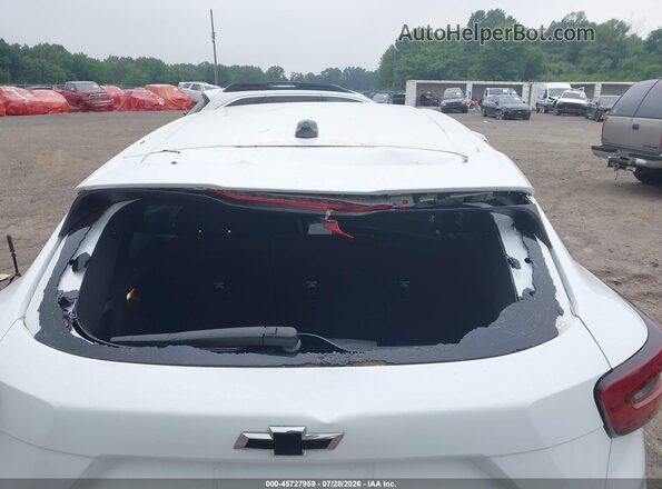 KL77LGE20RC221566 2024 CHEVROLET TRAX White წინა ხედი