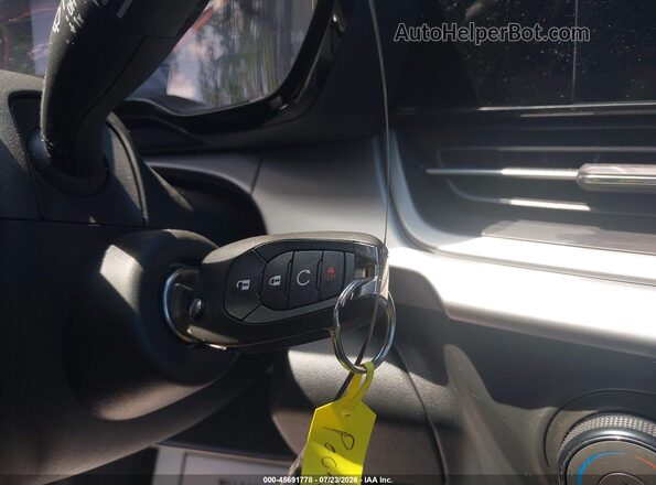 KL77LGE22RC075008 2024 CHEVROLET TRAX Gray Widok deski rozdzielczej