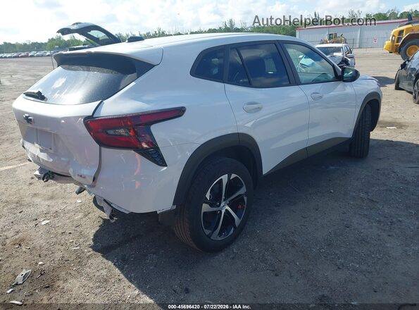 KL77LGE22RC104569 2024 CHEVROLET TRAX Белый Задняя правая четверть