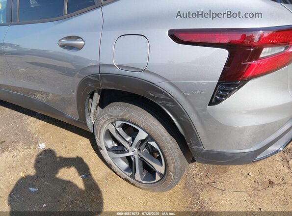 KL77LGE22RC192393 2024 CHEVROLET TRAX Серый Вид спереди