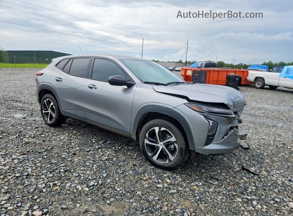 KL77LGE22RC197688 2024 CHEVROLET TRAX Gray Առջևի աջ