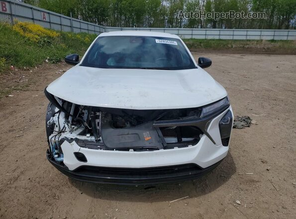 KL77LGE24RC186482 2024 CHEVROLET TRAX White Front view