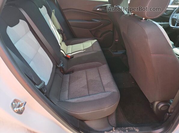 KL77LGE25RC149232 2024 CHEVROLET TRAX White Вид задньої частини салону