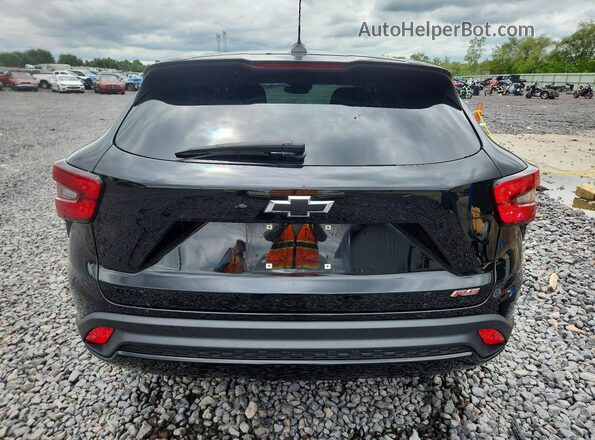 KL77LGE27RC116491 2024 CHEVROLET TRAX Black Widok z tyłu