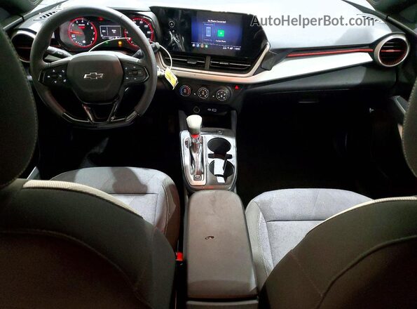 KL77LGE2XRC155415 2024 CHEVROLET TRAX White Dashboard view