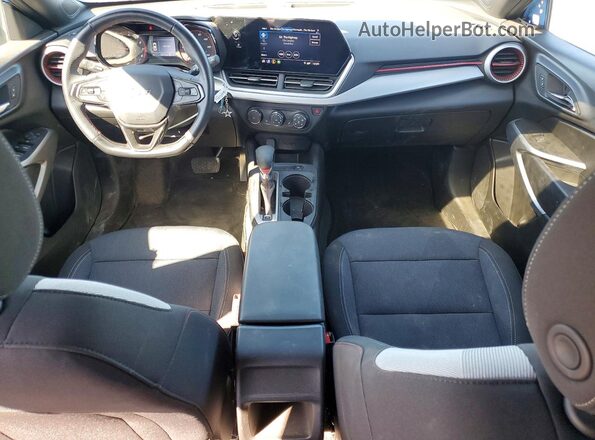 KL77LGE2XRC172294 2024 CHEVROLET TRAX Blue Vista del salpicadero