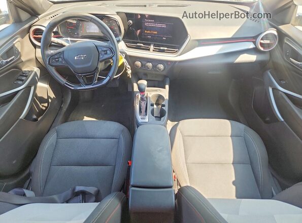KL77LGE2XRC239251 2024 CHEVROLET TRAX Green წინა პანელის ხედი