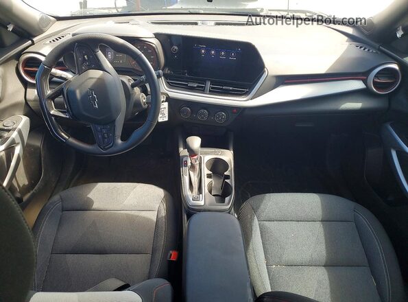 KL77LGEP0SC017254 2025 CHEVROLET TRAX White Вид панелі приладів