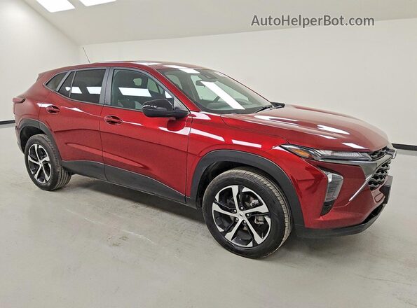 KL77LGEP2SC100331 2025 CHEVROLET TRAX Maroon Передня права чверть