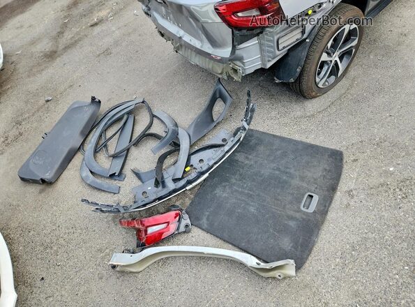 KL77LGEP3SC049728 2025 CHEVROLET TRAX Silver Widok naklejki z numerem VIN