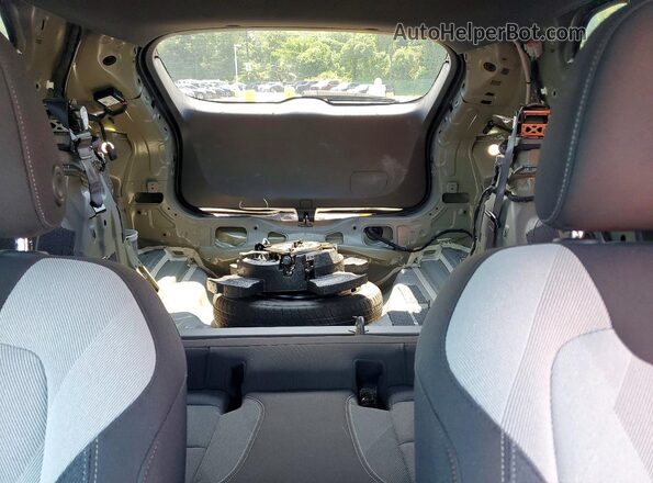KL77LGEP3SC050393 2025 CHEVROLET TRAX Black Вид задніх сидінь