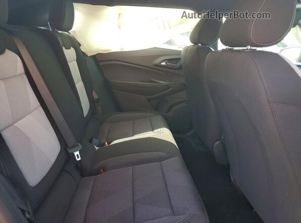 KL77LGEP7SC054785 2025 CHEVROLET TRAX Silver Widok wnętrza z tyłu