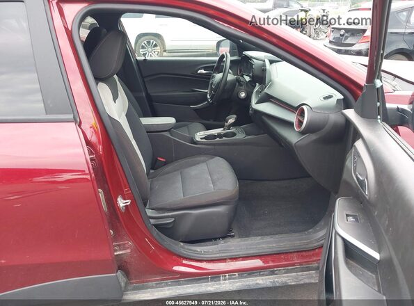 KL77LGEP7SC057539 2025 CHEVROLET TRAX Red Սալոնի դիմացի տեսք